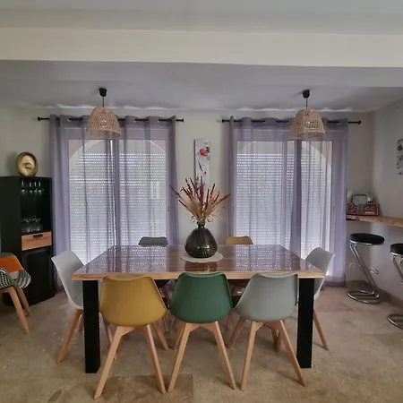Maison 4 *